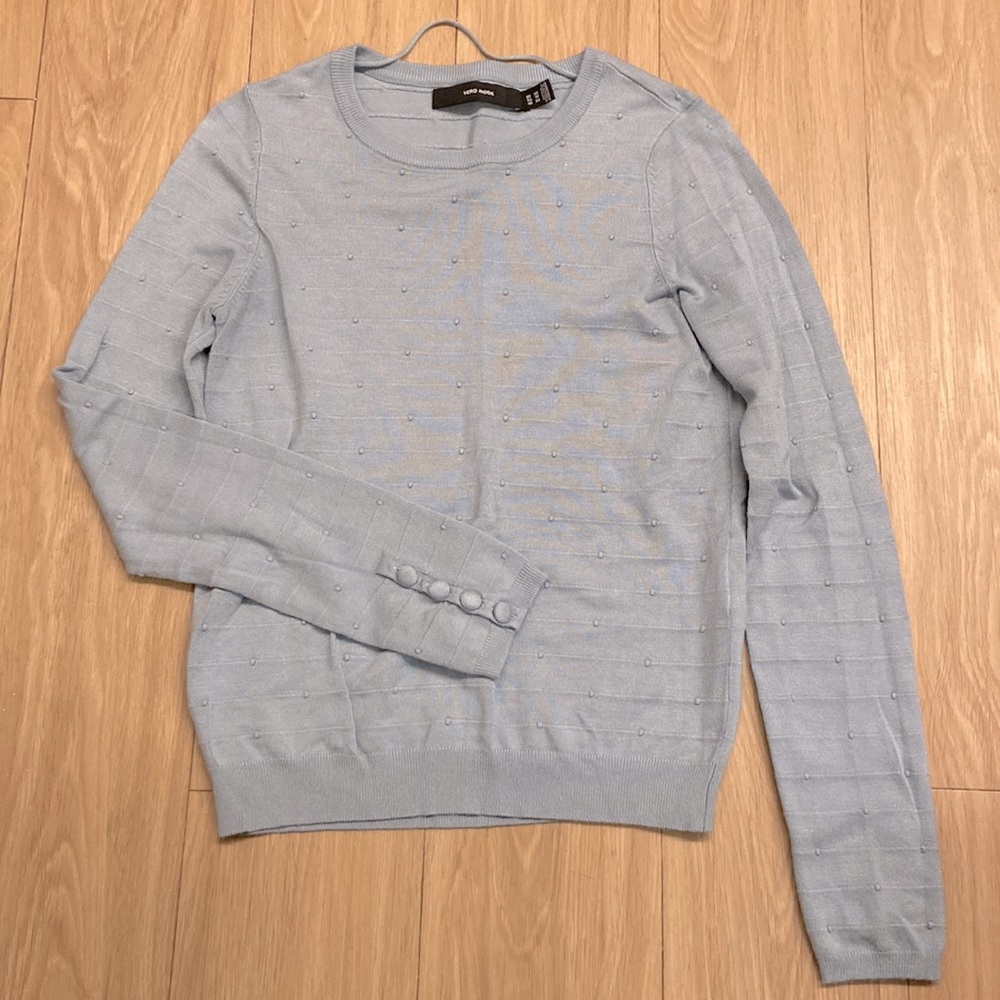 NWOT Vero Moda Silky Textured Blue Sweater crewneck with button cuffs